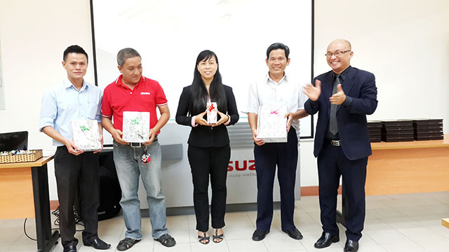 Kỹ năng bán hàng & chăm sóc Khách Hàng chuyên nghiệp - ISUZU (23 & 24.09.2014)